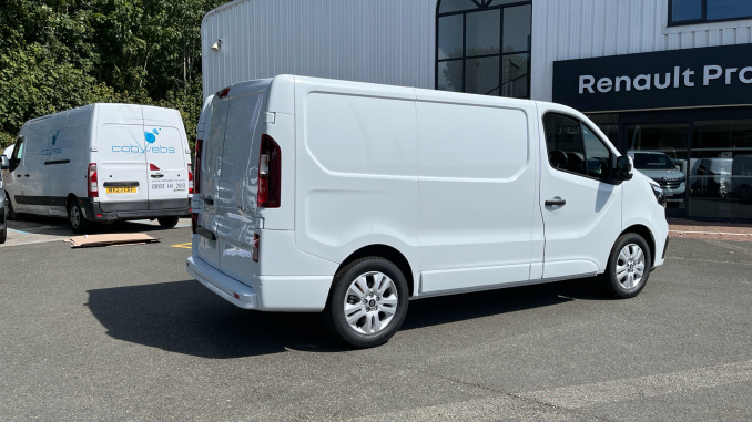Renault Trafic Swb Diesel SL30 Blue dCi 150 Extra [Safety] Van EAG9 - Image 10